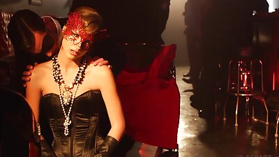 Schöner Mitbewohner fingert reife frauen video Schwanz Kerl zwischen zwei Luxus Melken