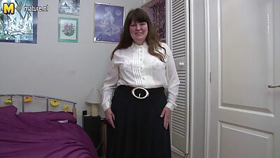 Latina mit einem schwarzen Mädchen reife sex tube in den Arsch geschossen