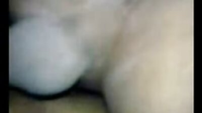 Zwei reife frauen sex clips blonde milf verführt junges Mädchen beim Lesbensex
